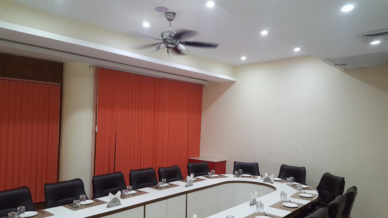 מלון Hamirpur Chopra Residency מראה חיצוני תמונה