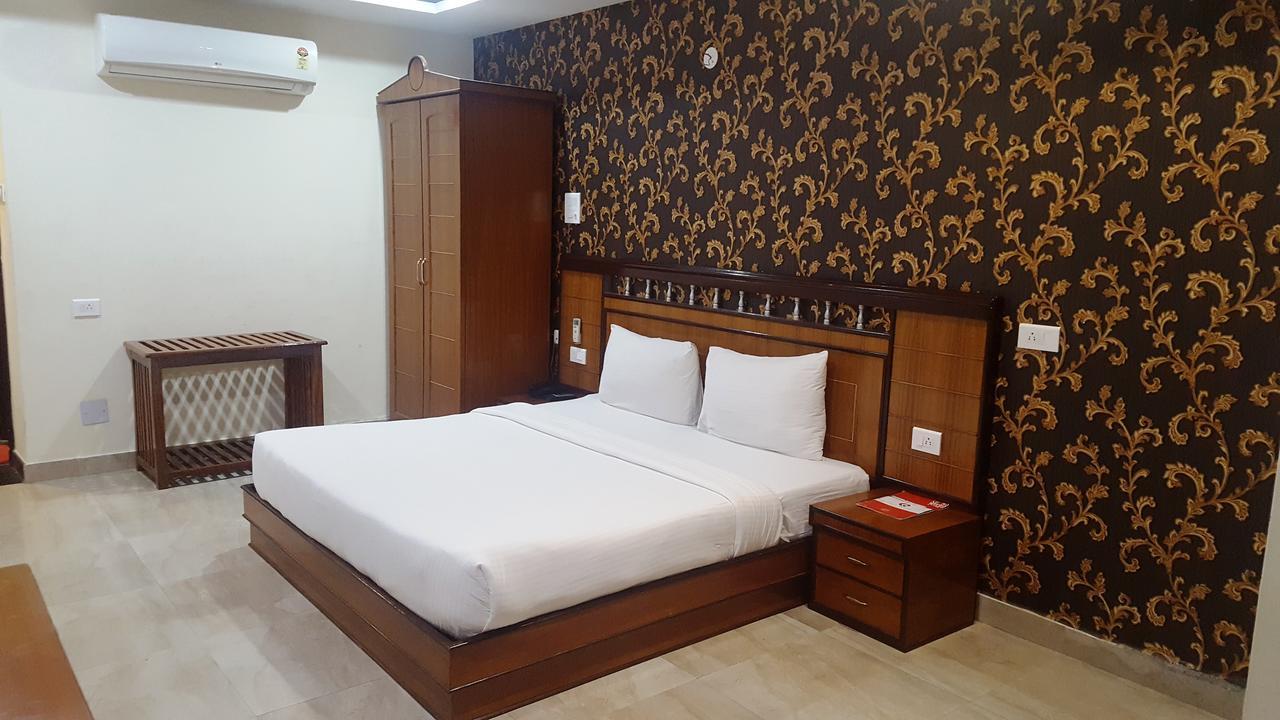 מלון Hamirpur Chopra Residency מראה חיצוני תמונה